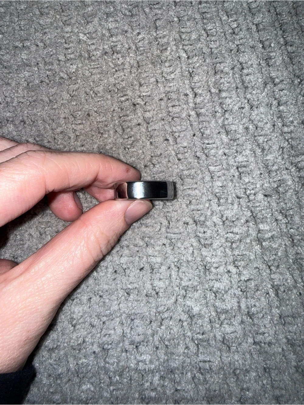 RingConn Gen 2 Air Ring, Charger, and Cable - Silver - Size 9